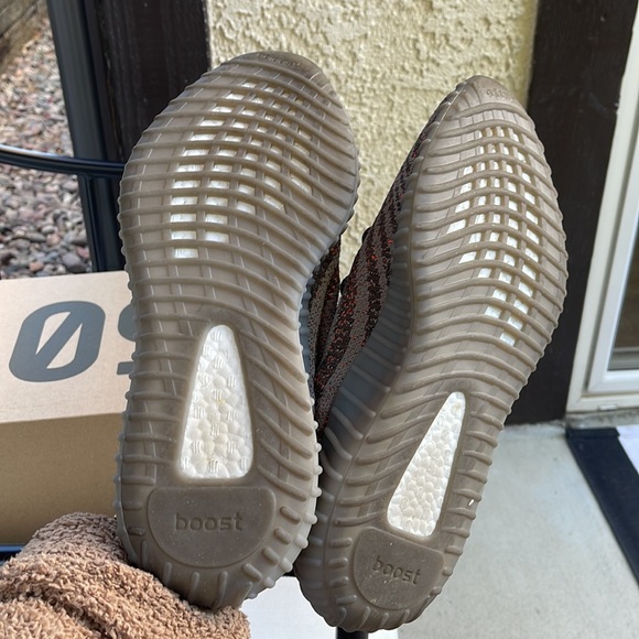 Yeezy Boost 350 V2 Beluga Reflective - Picture 4 of 8